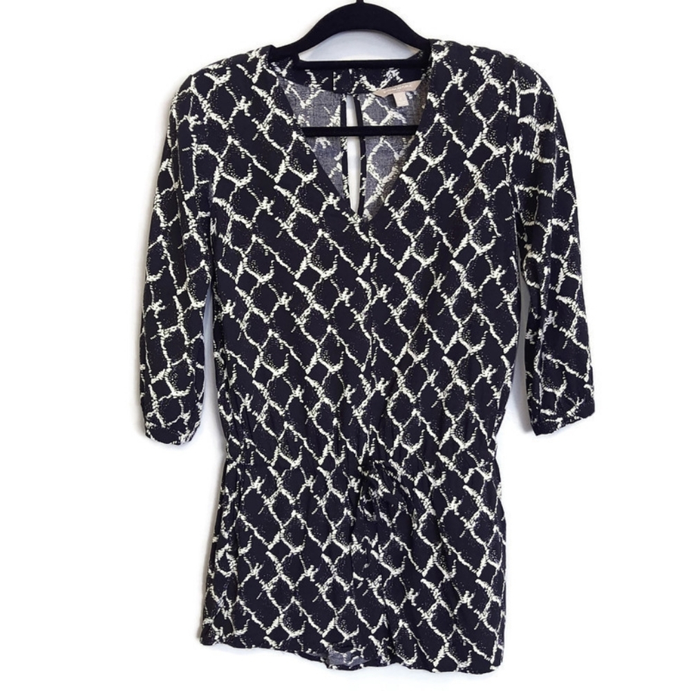Banana Republic Romper Diamond Print Short Sleeve Drawstring Tie Black Size 0